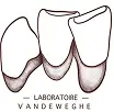 Nettoyage des vitres - Laboratoire Vandeweghe Willems