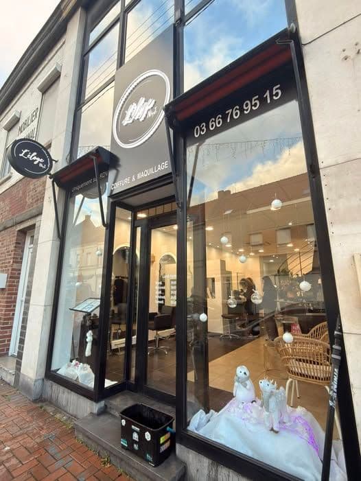 Nettoyage de vitrines commerciales par Paandawlv à Lyz Lez Lannoy